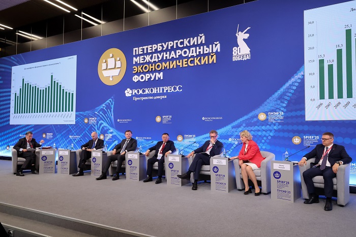 2025-06-21_Силуанов_финансовая_самостоятельность_регионов_растёт_02.jpg